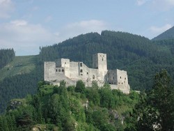 Hrad Strečno